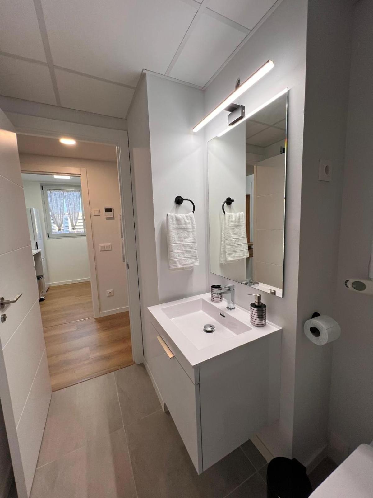 Blois Apartments ริวาส-วาเคียมาดริด ภายนอก รูปภาพ