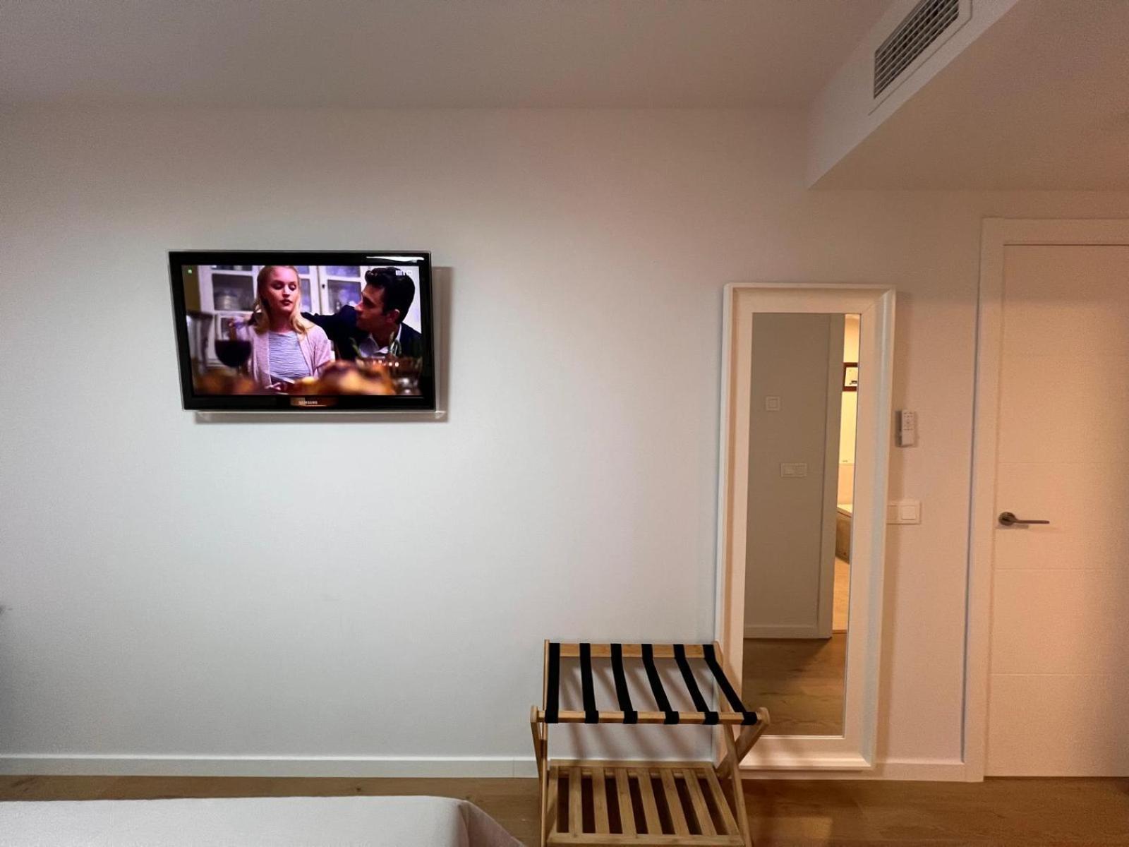 Blois Apartments ริวาส-วาเคียมาดริด ภายนอก รูปภาพ